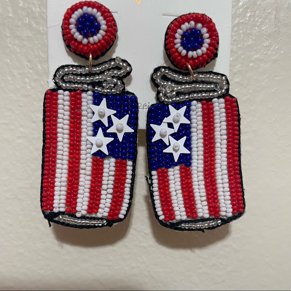 🎉❤️JUST IN! Patriotic Beaded Red White and Blue Can Earrings